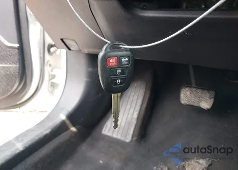 2016 Toyota Corolla Le из США, поврежденный, VIN 5YFBURHE2GP445809